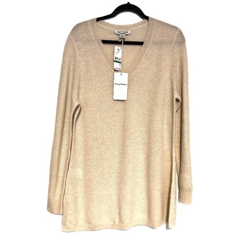 Tommy Bahama Merino wool pullover v- neck …